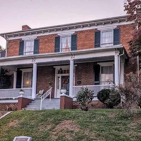 Historic Home With Southern Charm Bristol Exterior photo